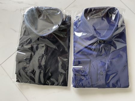 2 Hemden Gr. 43 zusammen schwarz + marineblau NEU, ungeöffne