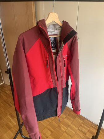 Sherpa Winterjacke, Rot/Schwarz, Grösse L - Top Zustand