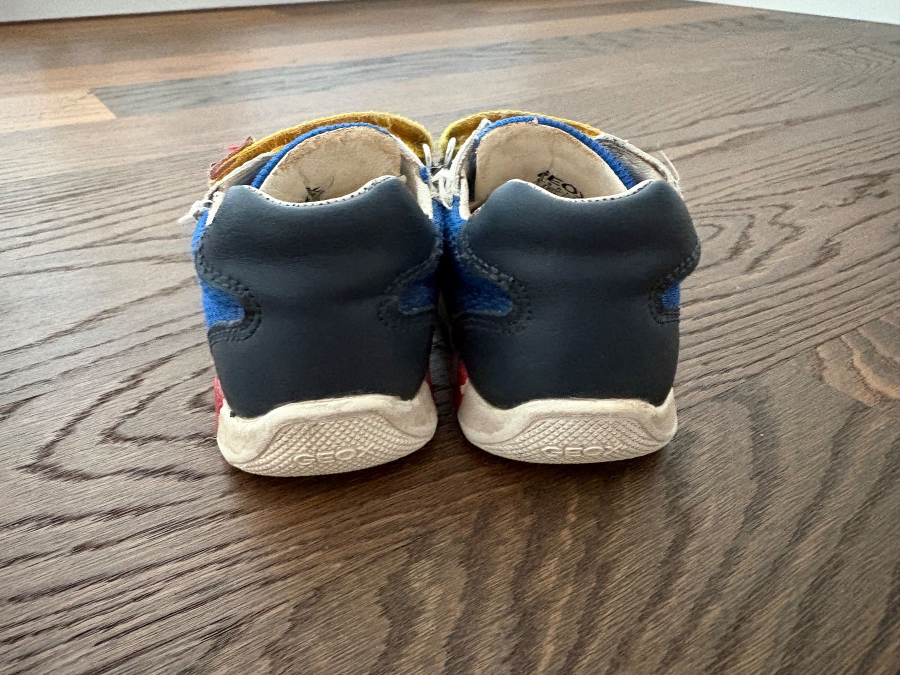 Geox Scarpe per ragazzi: Geox Kinder Halbschuhe Grösse 21 – Usato da Wohlen AG venduto da kissne4 3
