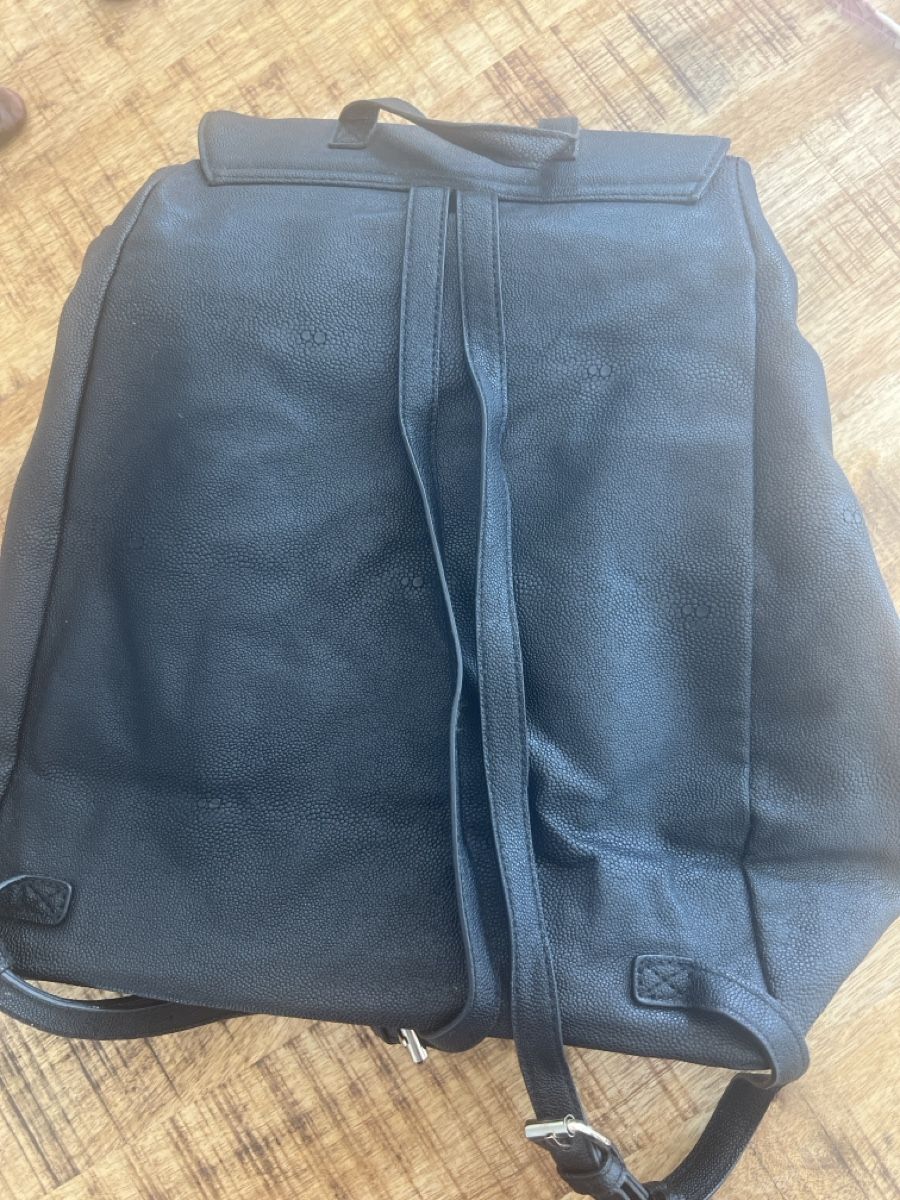 Zaini: Schöner Rucksack  – Usato da Egg b. Zürich venduto da bia_5tmv 1