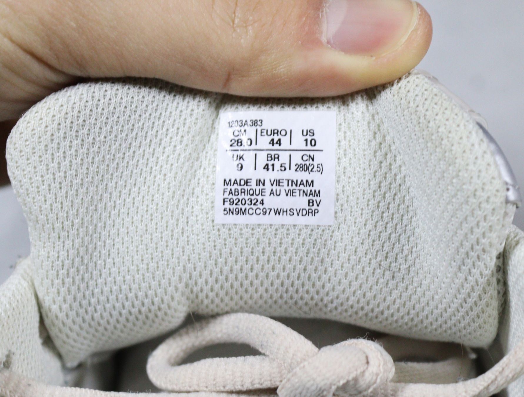 Asics Scarpe da uomo: Asics Gel Nyc Pink Cream – Usato da Lausanne venduto da Kallista-Atelier 4