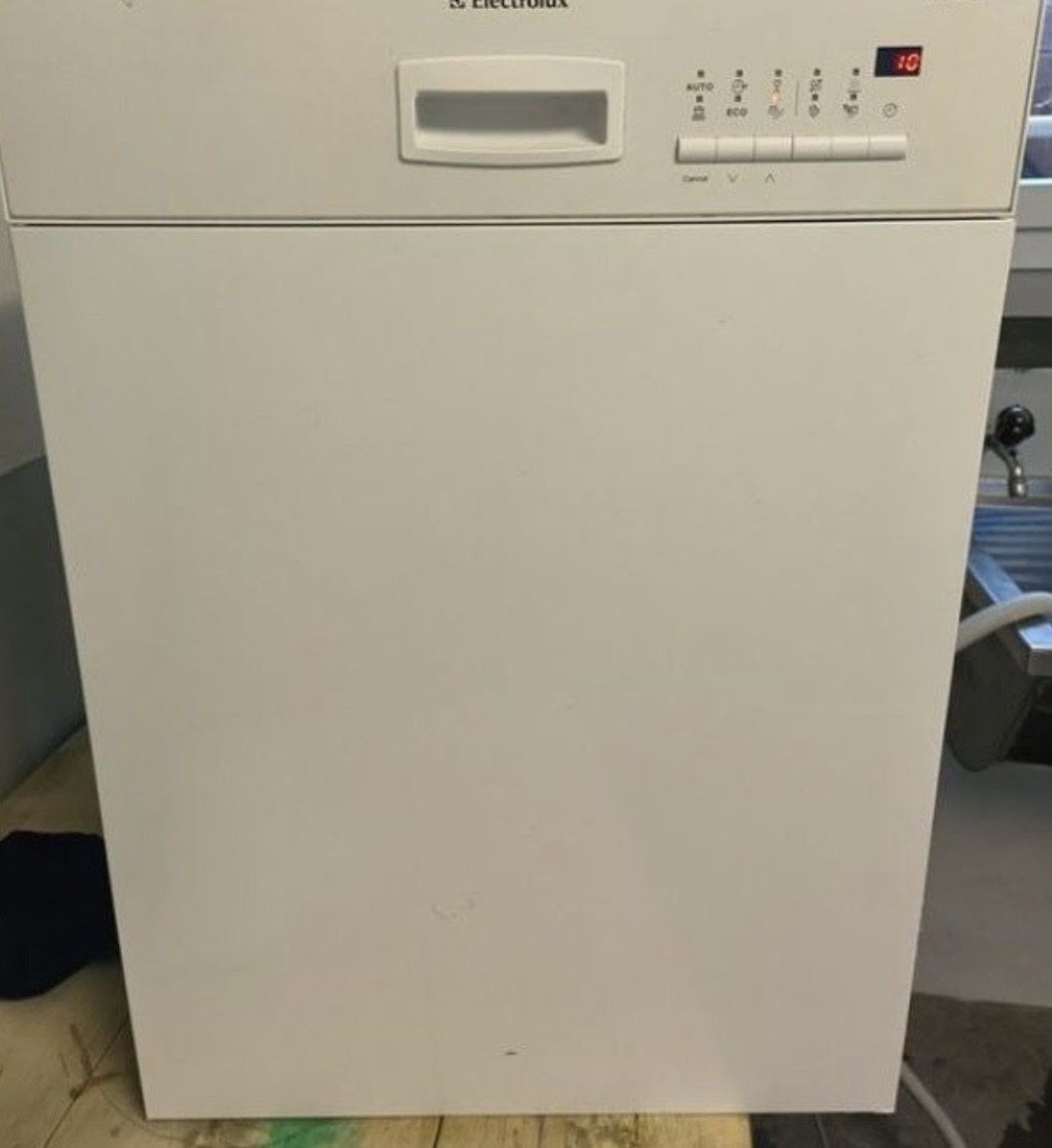 Lavastoviglie: Geschirrspüler Abwaschmaschine Electrolux – Usato da Einigen venduto da Pascolo02