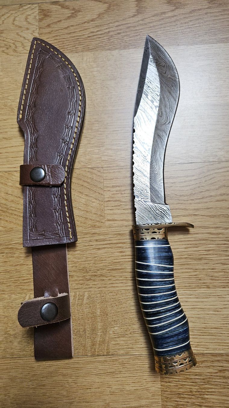 Coltellini militari: Couteau Kukri artisanal – Nuovo (secondo la descrizione) da La Tour-de-Treme venduto da Vincentg