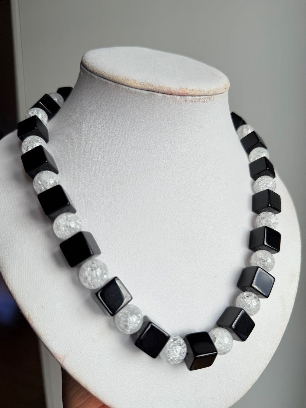 Onyx Catenine: Bergkristall, Onyx Halskette NEU – Nuovo e nell'imballaggio originale da Basel venduto da Chili007 1