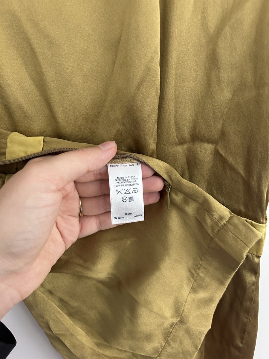 French Connection Camicette: Goldene Bluse aus Seide – Usato da Zürich venduto da Robin_zh2 3