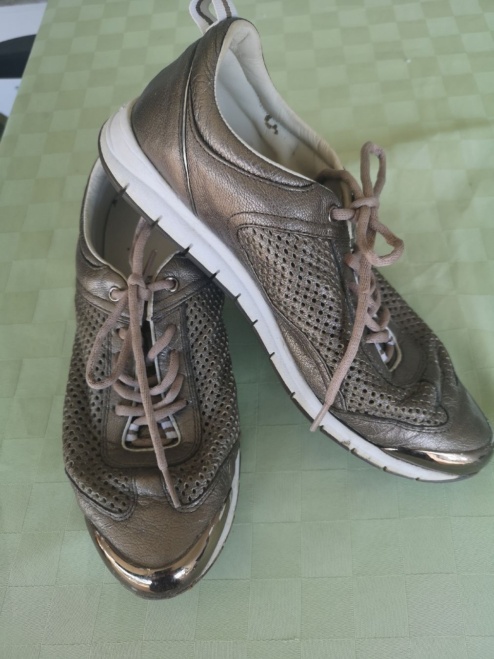 Geox Damenschuhe: Chaussure Geox  – Gebraucht aus Nyon von bicounette66