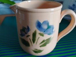 Vintage Keramik Krug Milchkrug mit Blaublüten-Dekor 0.75 L.!