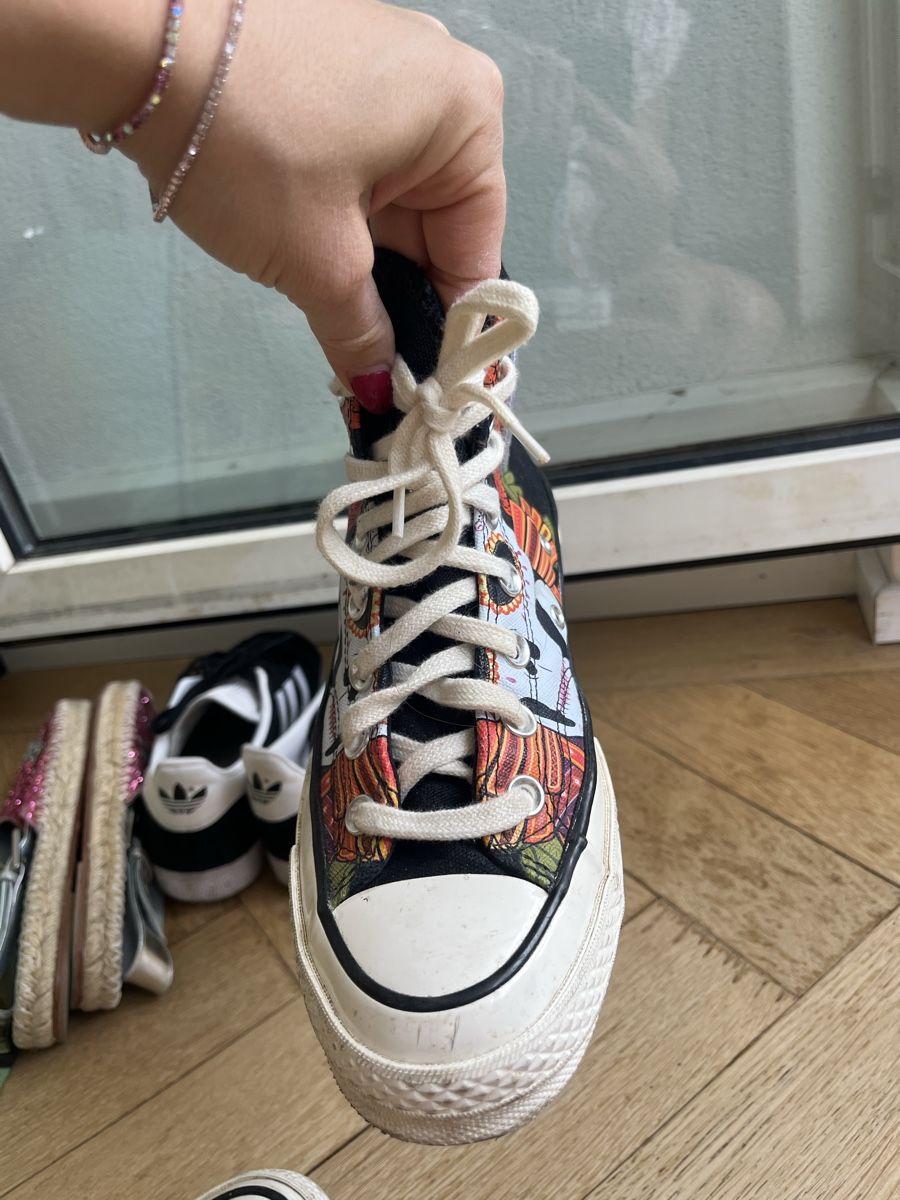 Scarpe da donna: All stars (black with pattern) – Usato da Zürich venduto da wen_v6fz 1