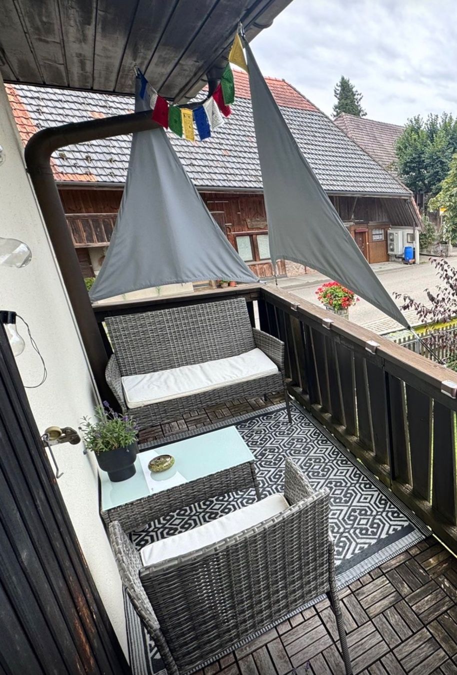 Divani: Gartenmöbel – Usato da Lüscherz venduto da k4t_pl5f