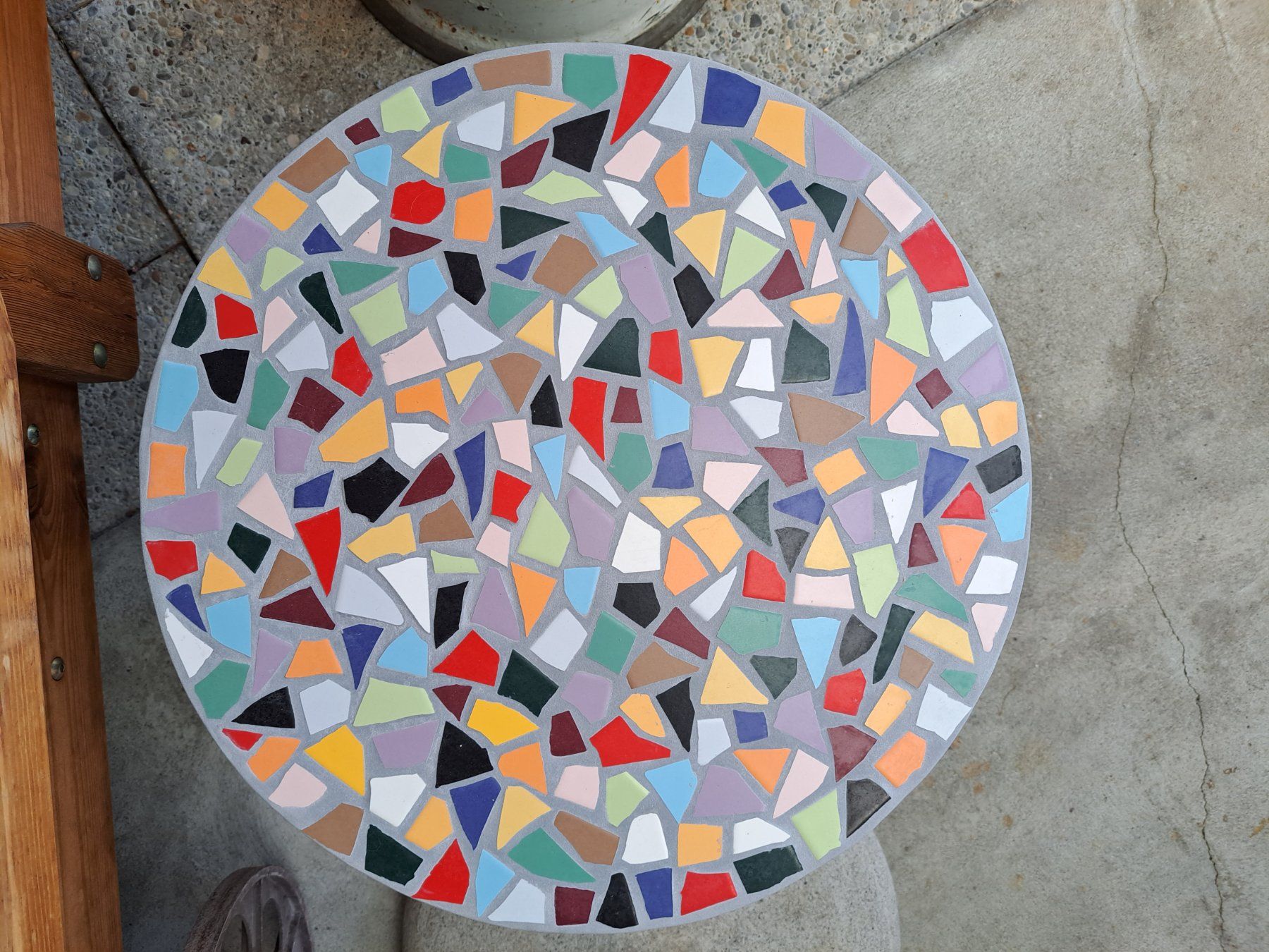 Rivestimenti per pavimenti: Mosaik Gartenplatte rund 50cm Neu – Usato da Stetten AG venduto da Knudel7