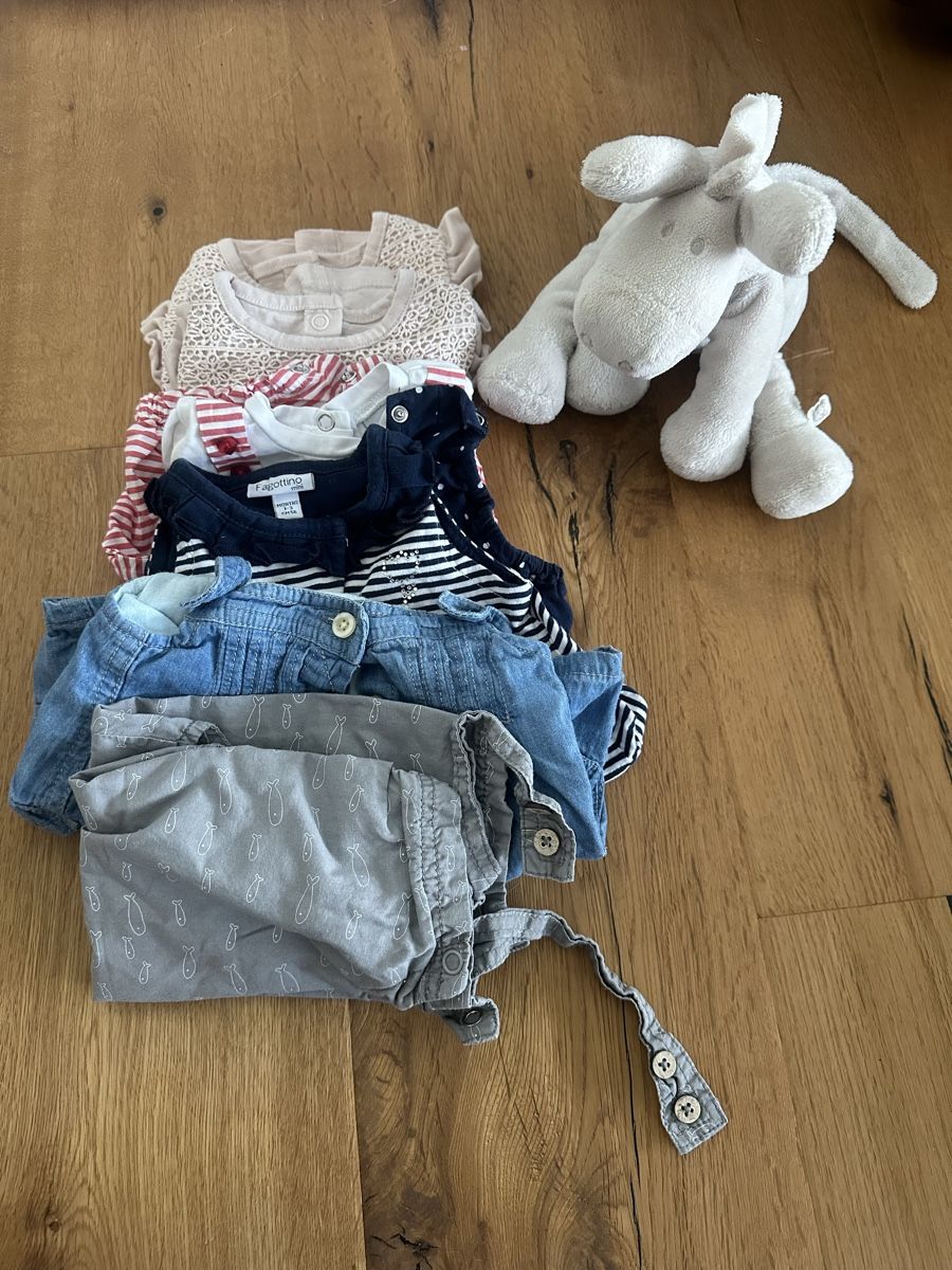Ensembles coordonnés: Mädchen Kleidung Set 6 Teile Grösse 56 – D'occasion à Sempach par chruettimann