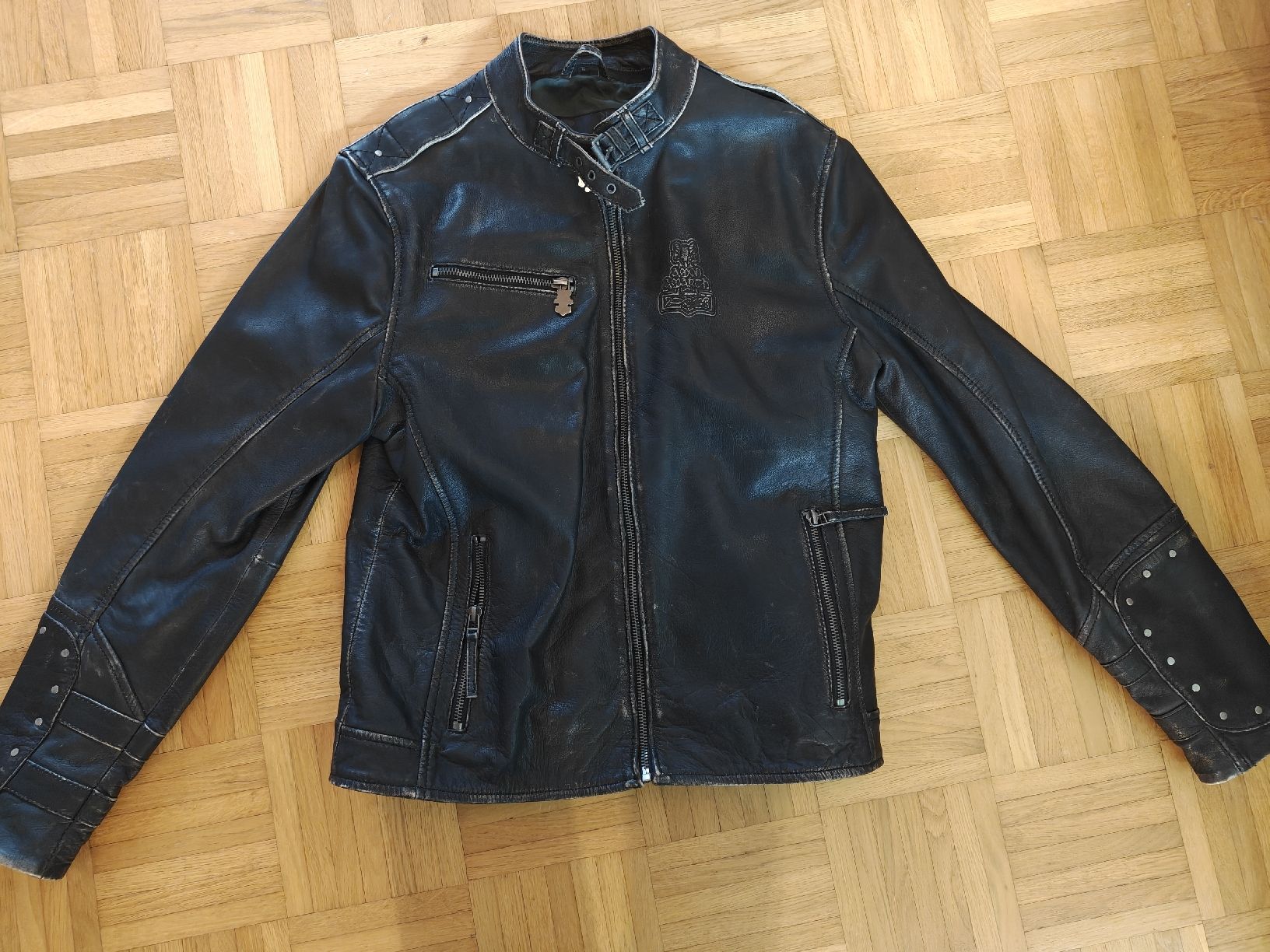Giacche: Thorhammer Lederjacke schwarz von Amon Amarth - Grösse M – Usato da Wetzikon ZH venduto da trubin