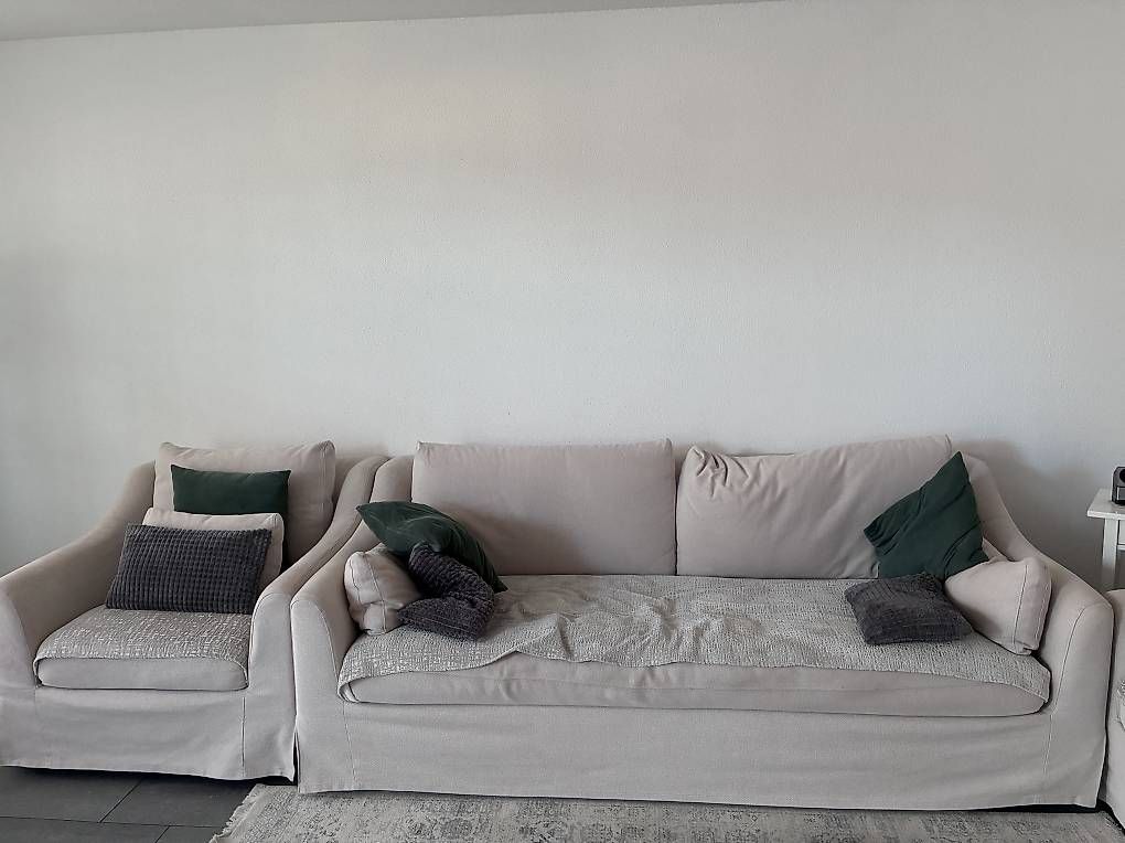 Set di tavolo e panche: Gratis - Sofa, Tisch, Bett und Gartenmöbel  – Usato da Niederhasli venduto da buli15 1