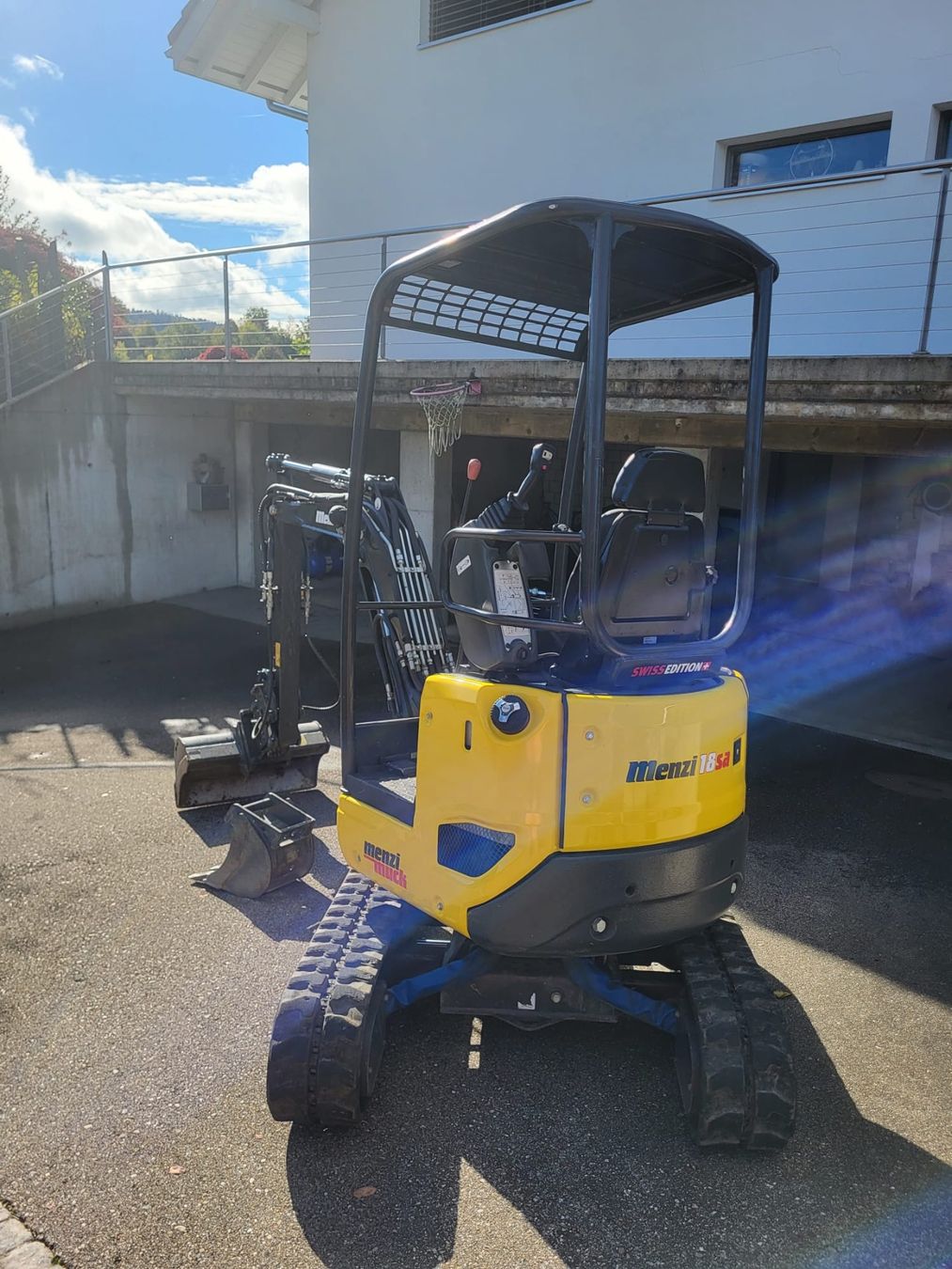 Menzi Muck Escavatori: Menzi 18 SA – Usato da Melchnau venduto da aff_sh6b 1