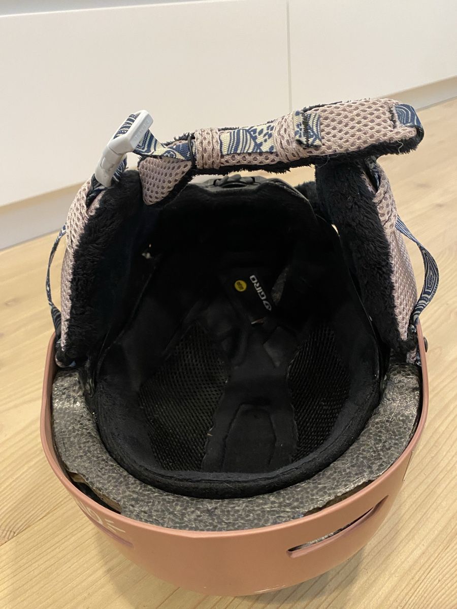 Helme: Namuk Skihelm Gr. S – Gebraucht aus Meilen von Simann 3