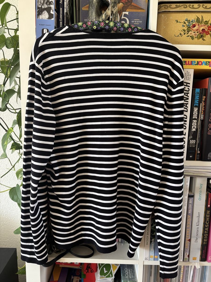 Cos Maglioni & Felpe: COS Sweatshirt gestreift schwarz weiss, Grösse M – Usato da Zürich venduto da CallMeAppetite 2