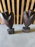 Holzskulpturen Herz 2er Set dunkles Holz H ca. 48cm guter Zu