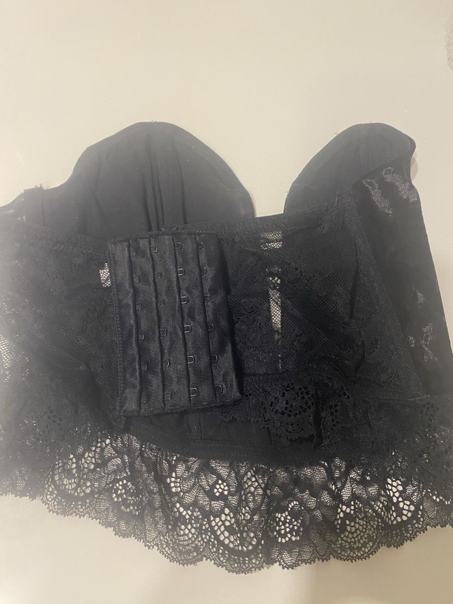 Intimissimi Top: Schwarzes Samt Bustier mit Spitze, Grösse S, Intimissimi – Nuovo (secondo la descrizione) da Jona venduto da Prada1969 5