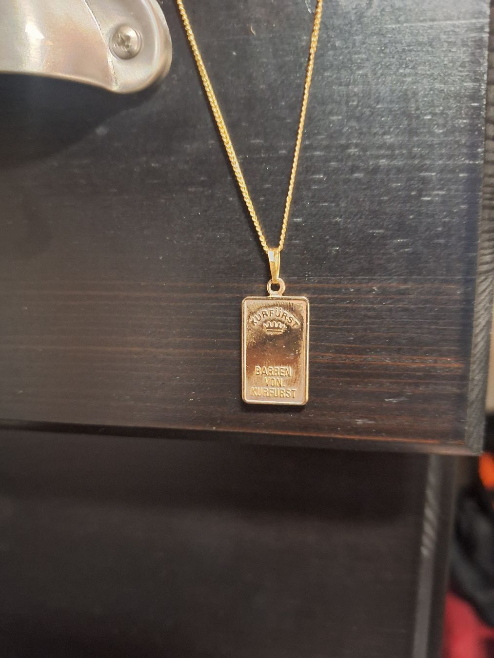 Colliers: Collier plaqué or avec pendentif lingot - Élégant et chic – D'occasion à Crans VD par Yobia8 1