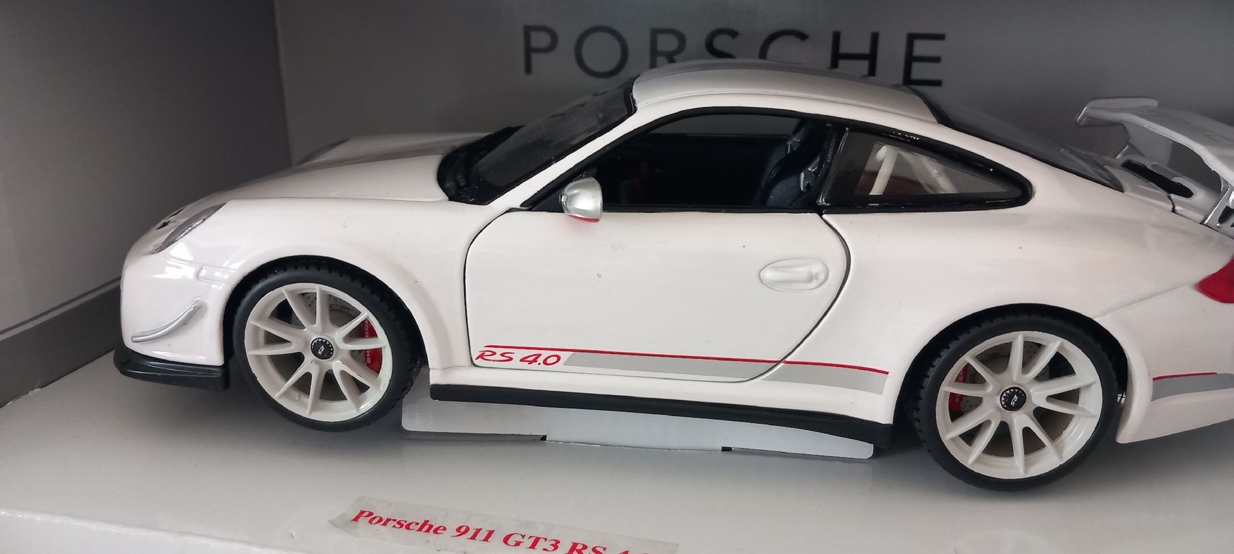 Porsche Modellautos: Porsche 911 GT3 RS 4.0   1/18 – Neu (gemäss Beschreibung) aus Balsthal von Marica75