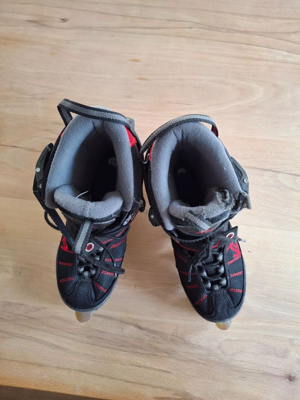 K2 Pattini in linea & Pattini a rotelle: Inline Skates v. K2 SK8 Hero JR Pack, Gr. 32-37 – Usato da Bilten venduto da pelanov 1