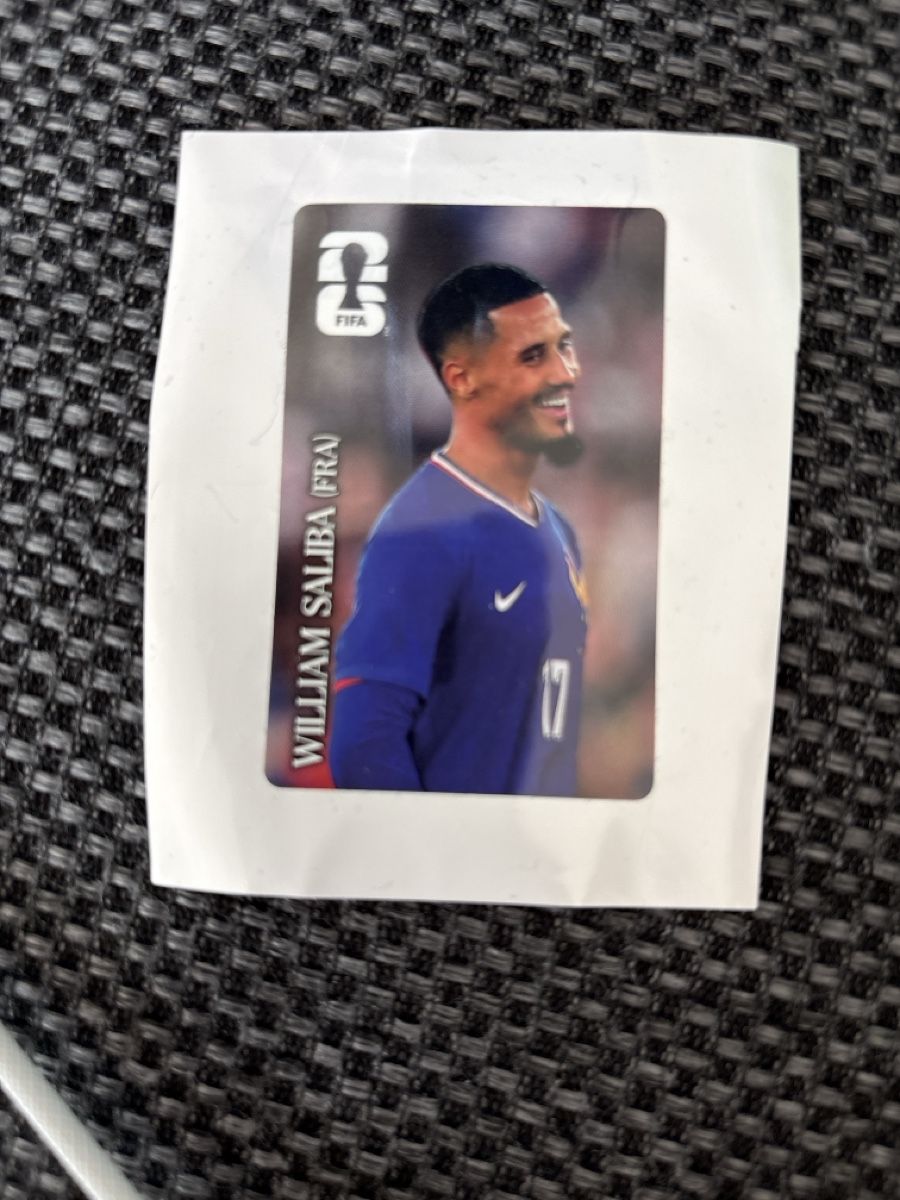 Panini Carte collezionabili: Sticker William Saliba (FRA) – Nuovo (secondo la descrizione) da Frenkendorf venduto da kokira