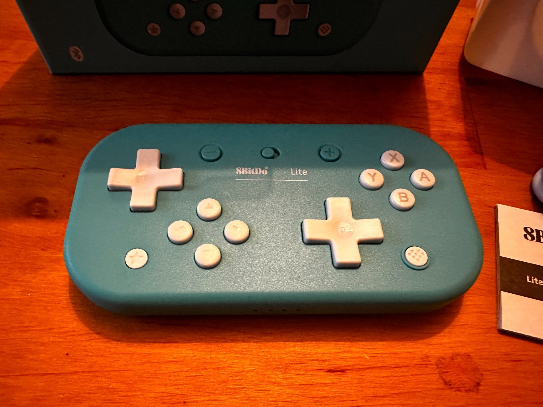8BitDO Controller: Gamepad 8BitDo: Lite Bluetooth Gamepad Bleu – Usato da Bellevue venduto da LarsUlrich01 1