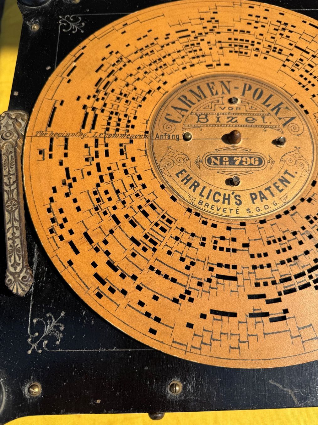 Strumenti musicali: Antike Drehorgel, Marke ARISTON – Usato da Sachseln venduto da BONATI01 1