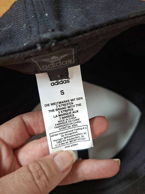 Adidas Copricapi, berretti & cappellini: Neues Adidas Orginials Cap in Grösse S – Nuovo (secondo la descrizione) da St.Gallen venduto da suryKe 4