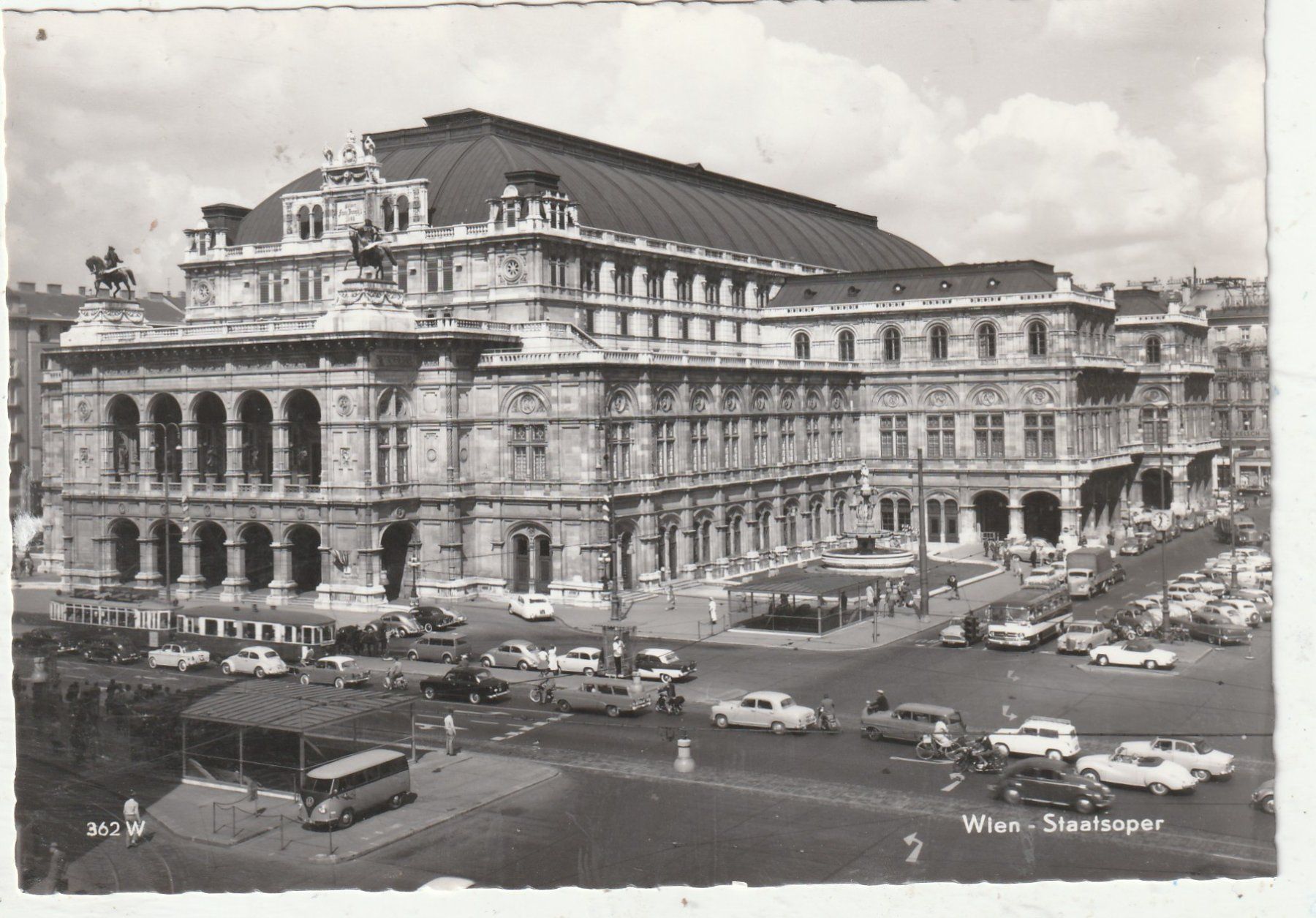 Cartoline postali: Wien Stadsoper – Usato da Lumbrein venduto da made02