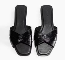 Neuves ! Une paires de sandales en cuir taille 37