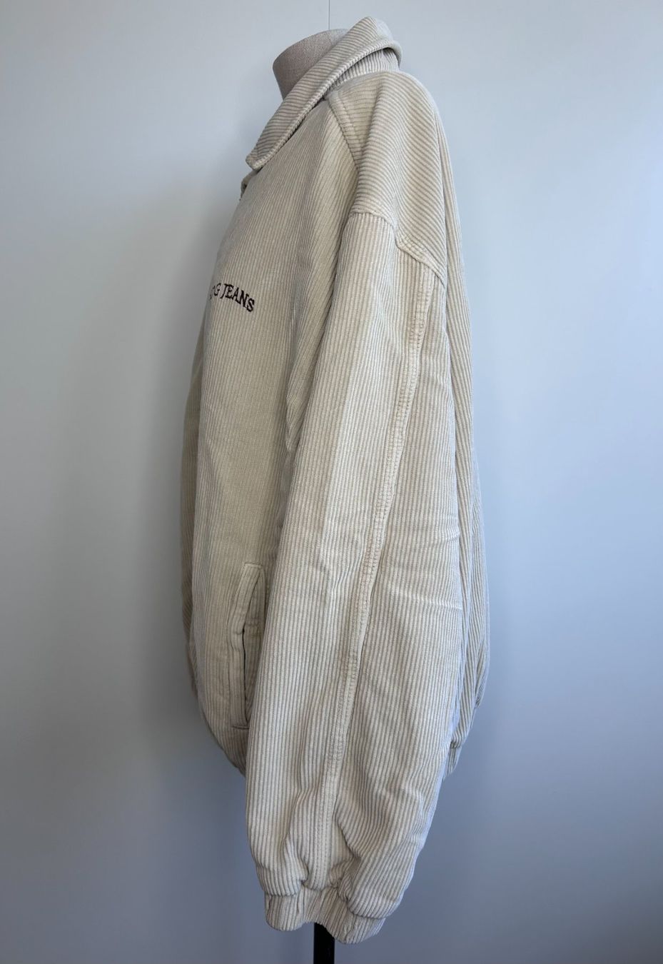 Urban Outfitters Giacche: BDG Urban Outfitters Cord Bomber Jacket – Usato da St. Gallen venduto da look-twice 2