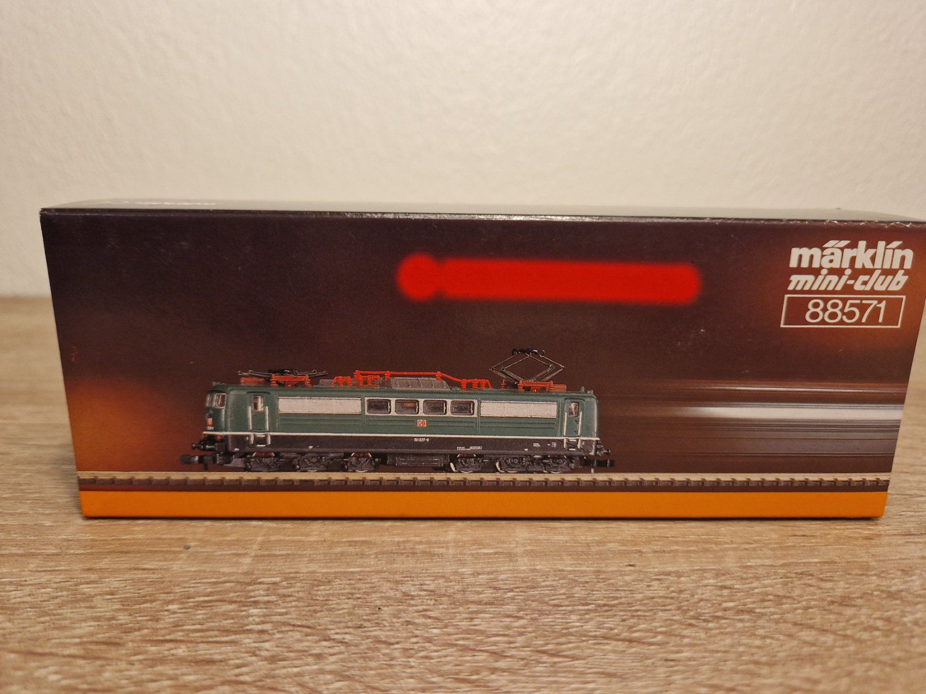 Märklin Modellini di ferrovie: Märklin Z 88571 E-Lok BR 151 DB – Usato da St-Aubin-Sauges venduto da Lo_Go 8