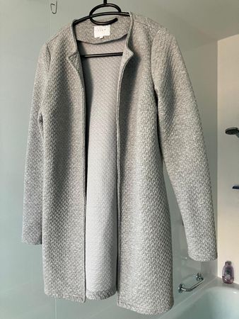 VILA leichte Jacke grau Grösse XS