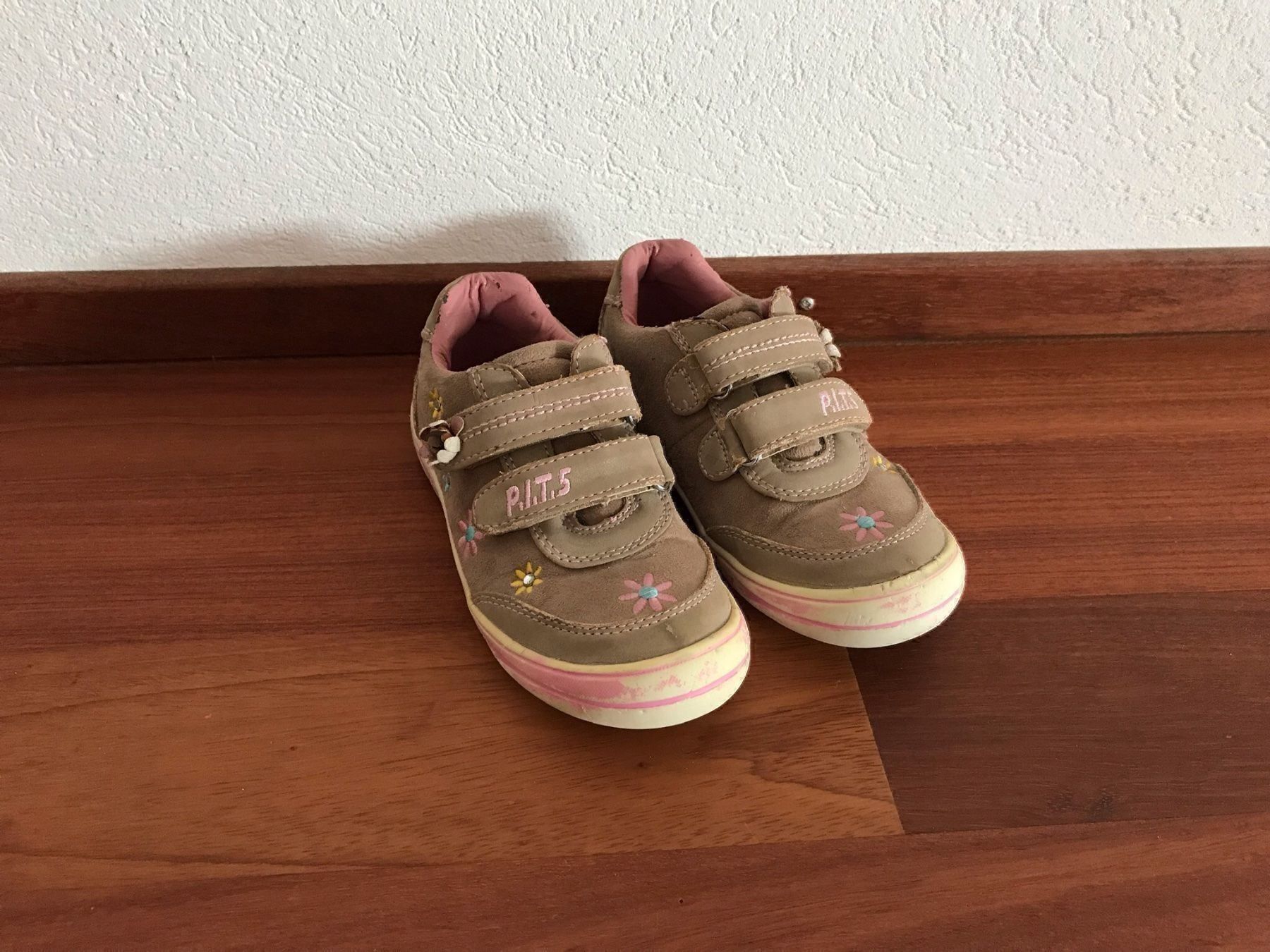 Scarpe per ragazze: Hübsche Lederschuhe Mädchen Gr.29 – Usato da Pfäffikon ZH venduto da Ben0707 1
