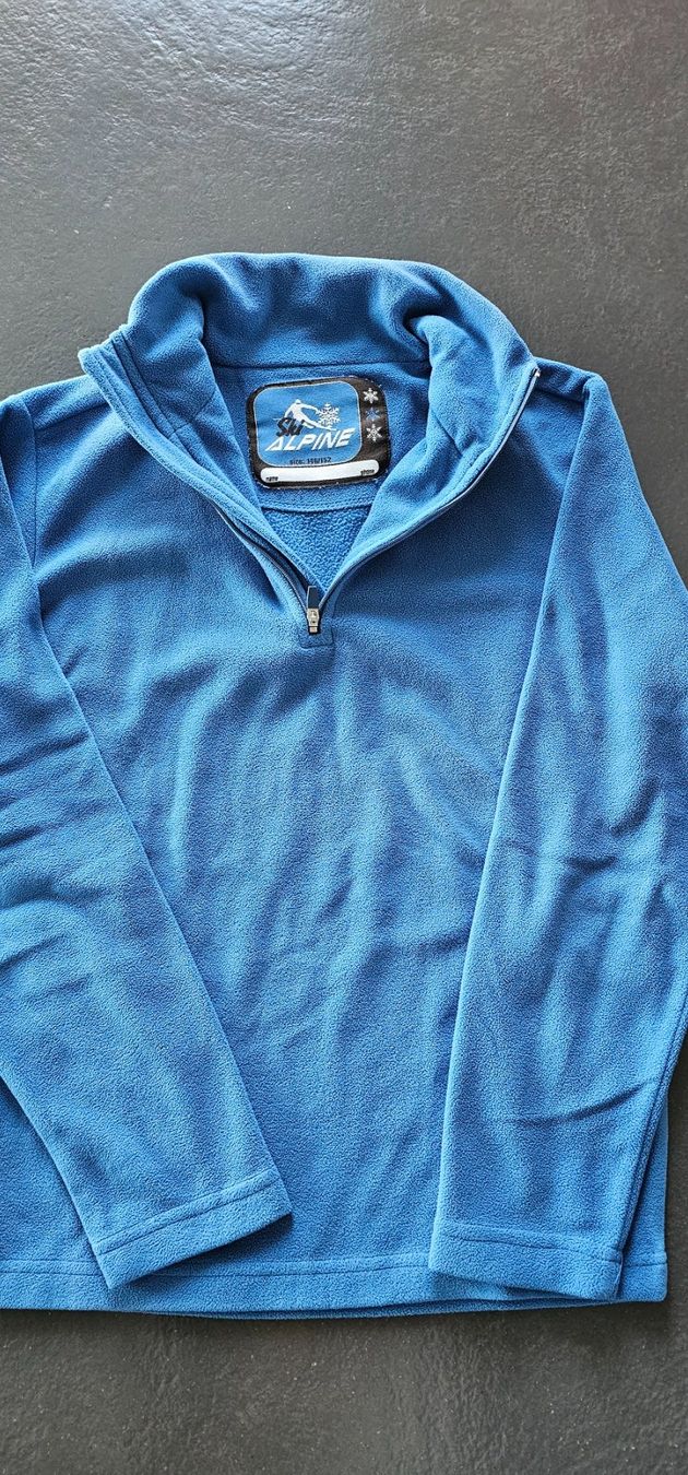 Pullover & Sweatshirts: Alpine Faserpelz – Gebraucht aus Richterswil von furlan 1