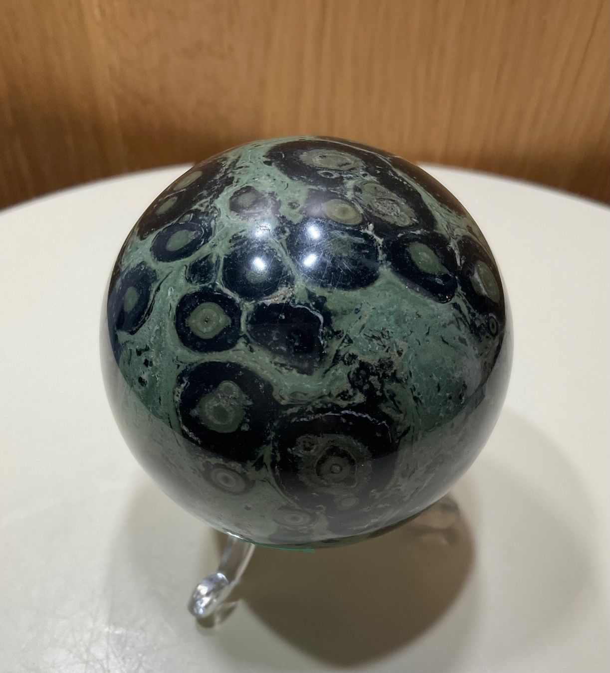 Mineralien & Heilsteine: Sehr schöne Eldarit Kugel mit Ständer aus Madagaskar – Neu (gemäss Beschreibung) aus Gibswil von BestePreis 2