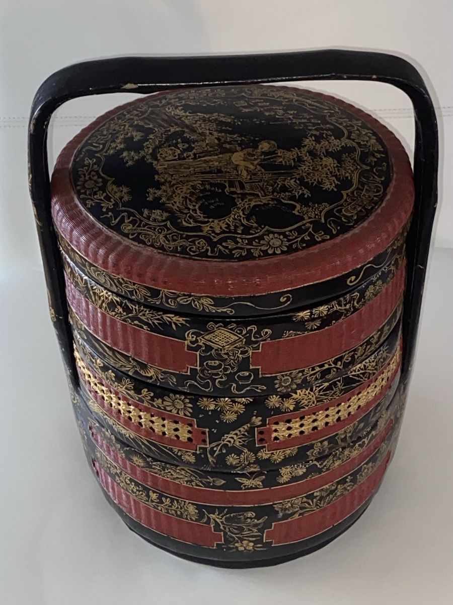 Altro in Antiquarato & Arte: Antiker Chinesischer Hochzeitkorb, 3-stufig – Usato da Düdingen venduto da Reconflo