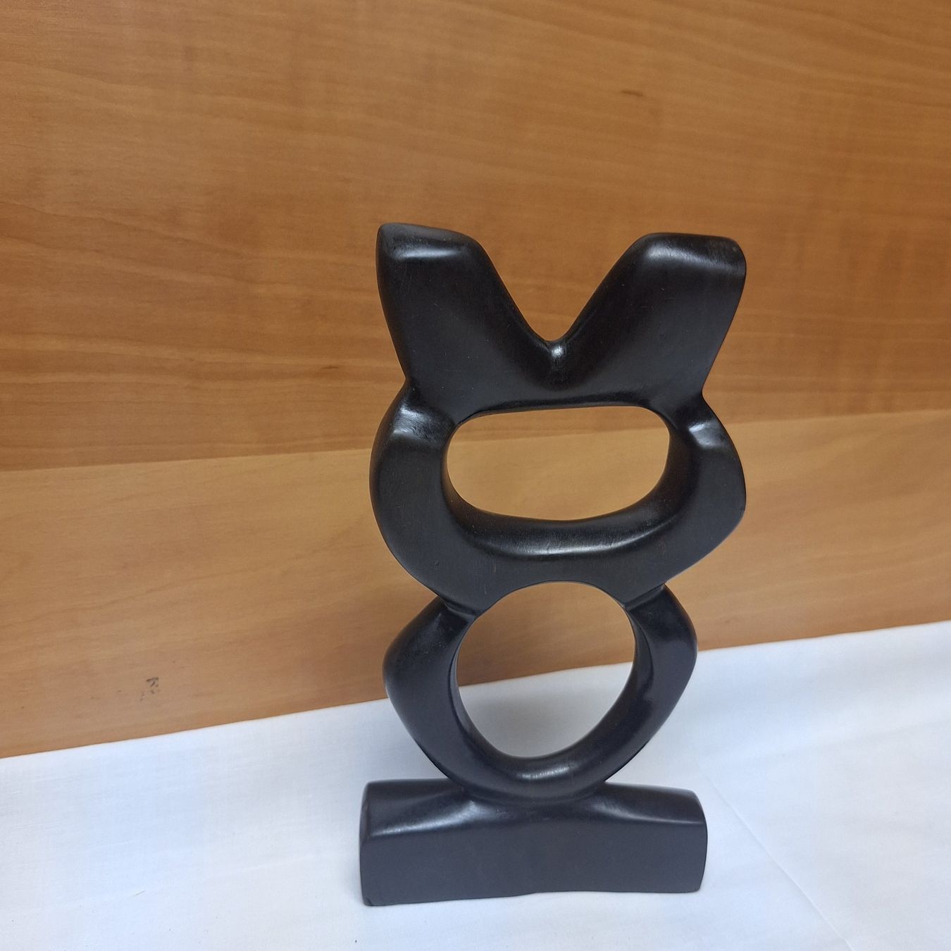 Skulpturen & Statuen: Vintage, kunstvolle Figur Holz, 2 Liebenden oder Eule – Gebraucht aus Winterthur von Goldpipau