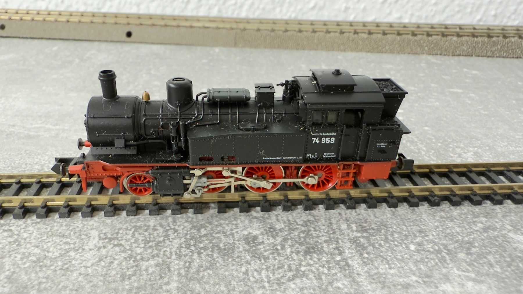 Arnold Modellini di ferrovie: Arnold DB Dampflokomotive 74959 Spur N – Usato da Windlach venduto da Kelebra 1
