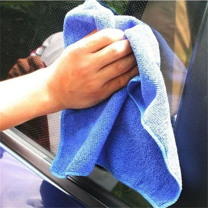 Tovaglioli: 20 Chiffons Microfibre 30x30cm Bleu 20 Mikrofasertücher – Nuovo e nell'imballaggio originale da Delémont venduto da abonprix 1