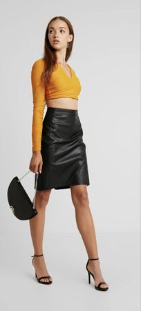 # WOMAN - Midi Rock Gr. L - VERO MODA #