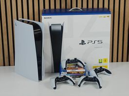 PS5 Disc Edition mit 4 Controllern und 5 Games, mit OVP