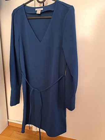 Kleid petrolfarbig Grösse 34 / XS H&M
