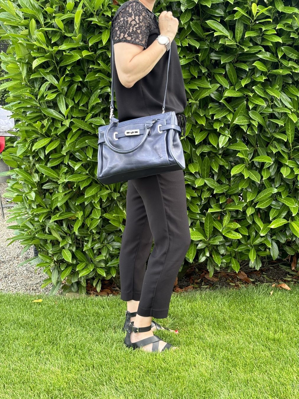Borse da donna: Dunkelblaue Ledertasche – Usato da Tafers venduto da nad_2g7s 1