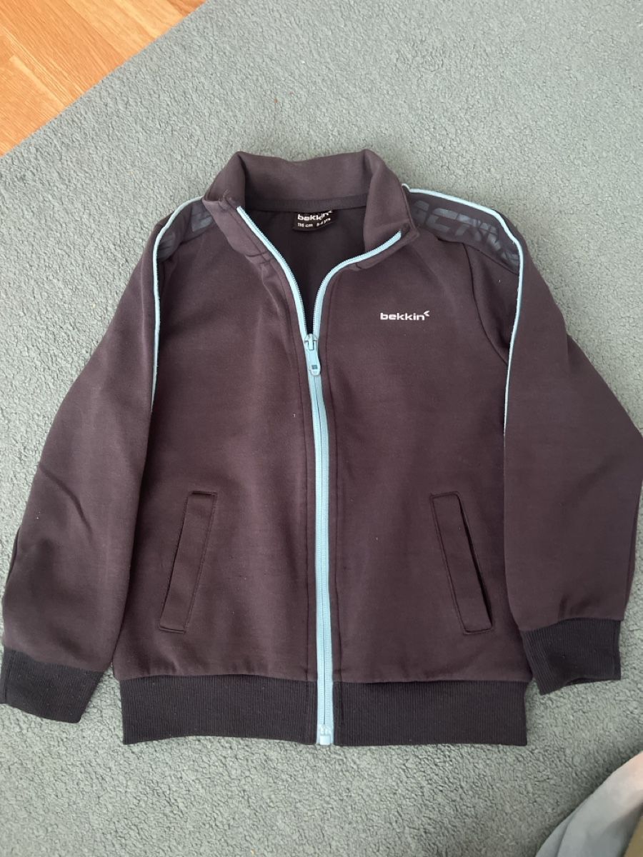 Lotti & Set di vestiti: Kinderbekleidung Jacken Pullover 110/116 – Usato da Bern venduto da Angelika-Kaczoruk 4