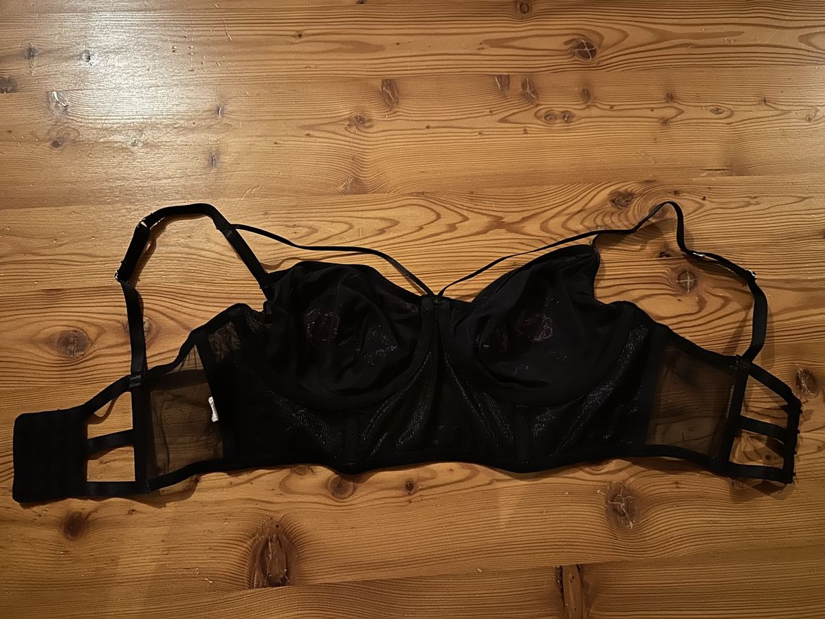 Altra biancheria intima: Topshop Bustier schwarz mit gestickten Blumenmuster – Nuovo (secondo la descrizione) da Grächen venduto da Walterli_88 2