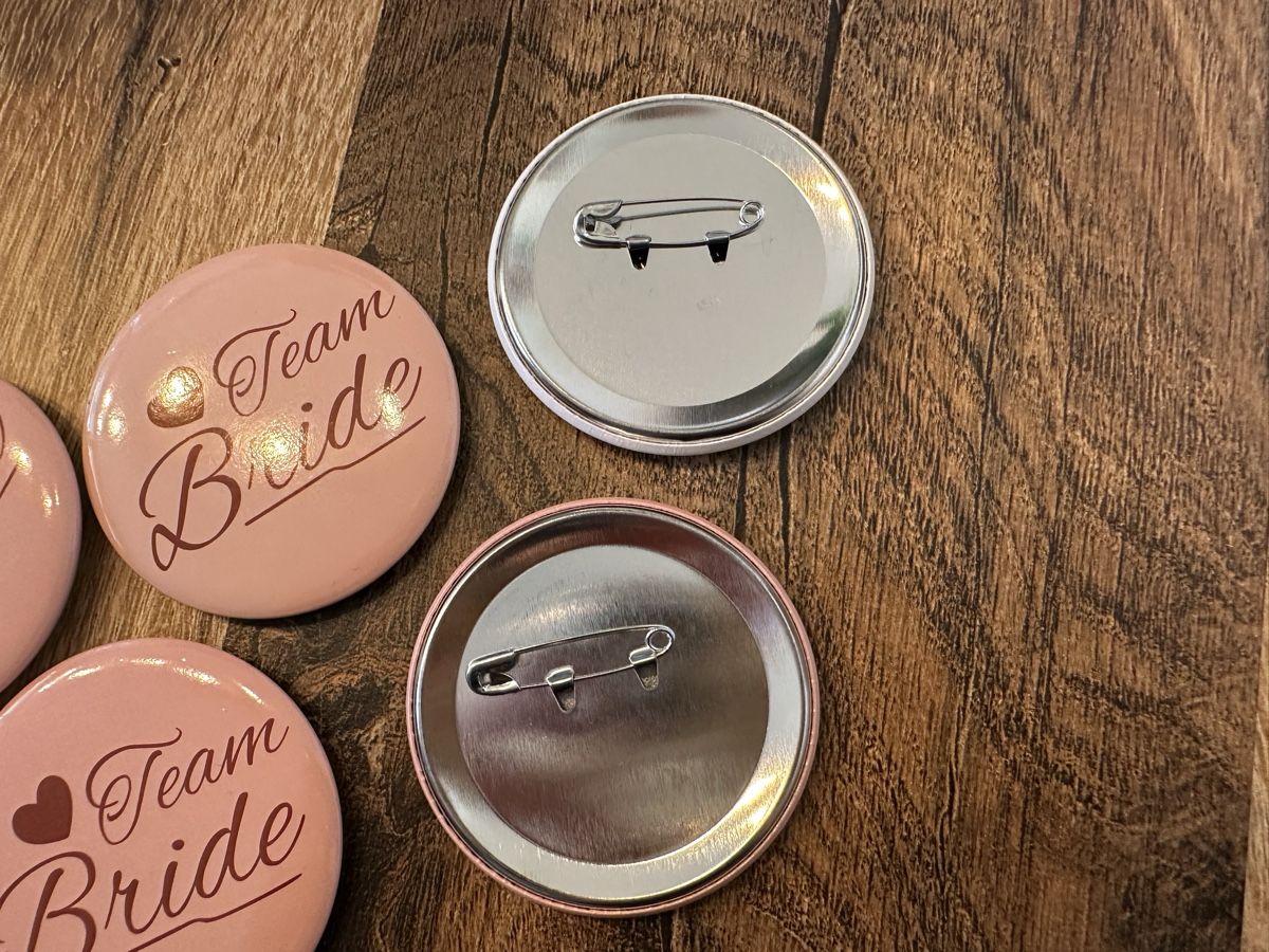 Spille & Fermagli: 11 Buttons JGA Team Bride/Bride to be – Nuovo (secondo la descrizione) da Siebnen venduto da luana_cataleya 2