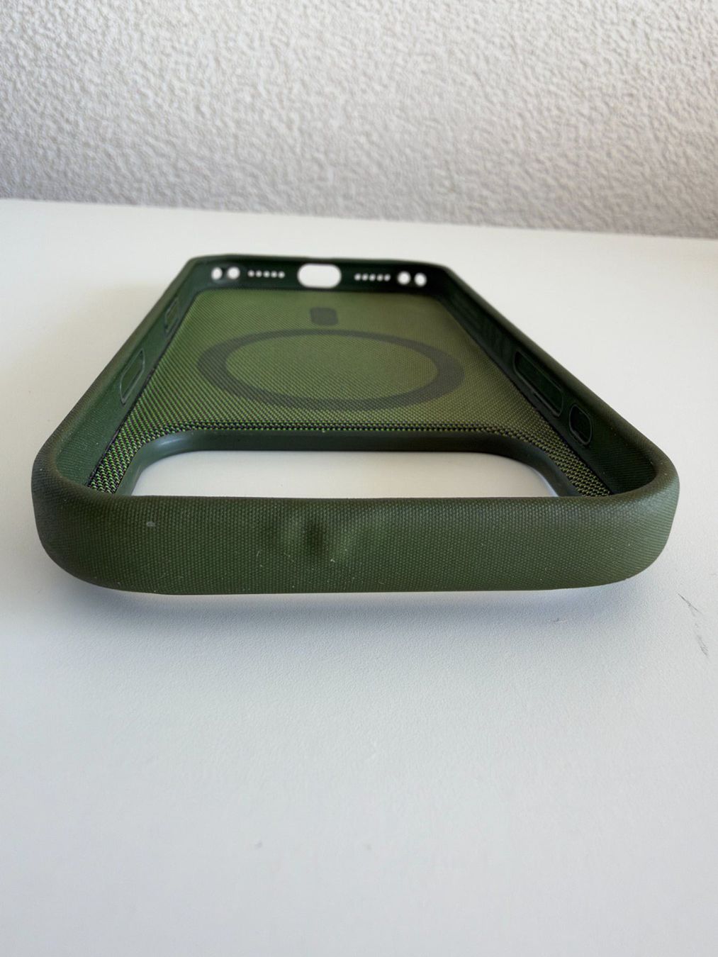 Apple Cover & Protezioni schermo: Coque Apple TechWoven MagSafe pour iPhone 17 Pro - Verte – Usato da Fully venduto da Avranville 3