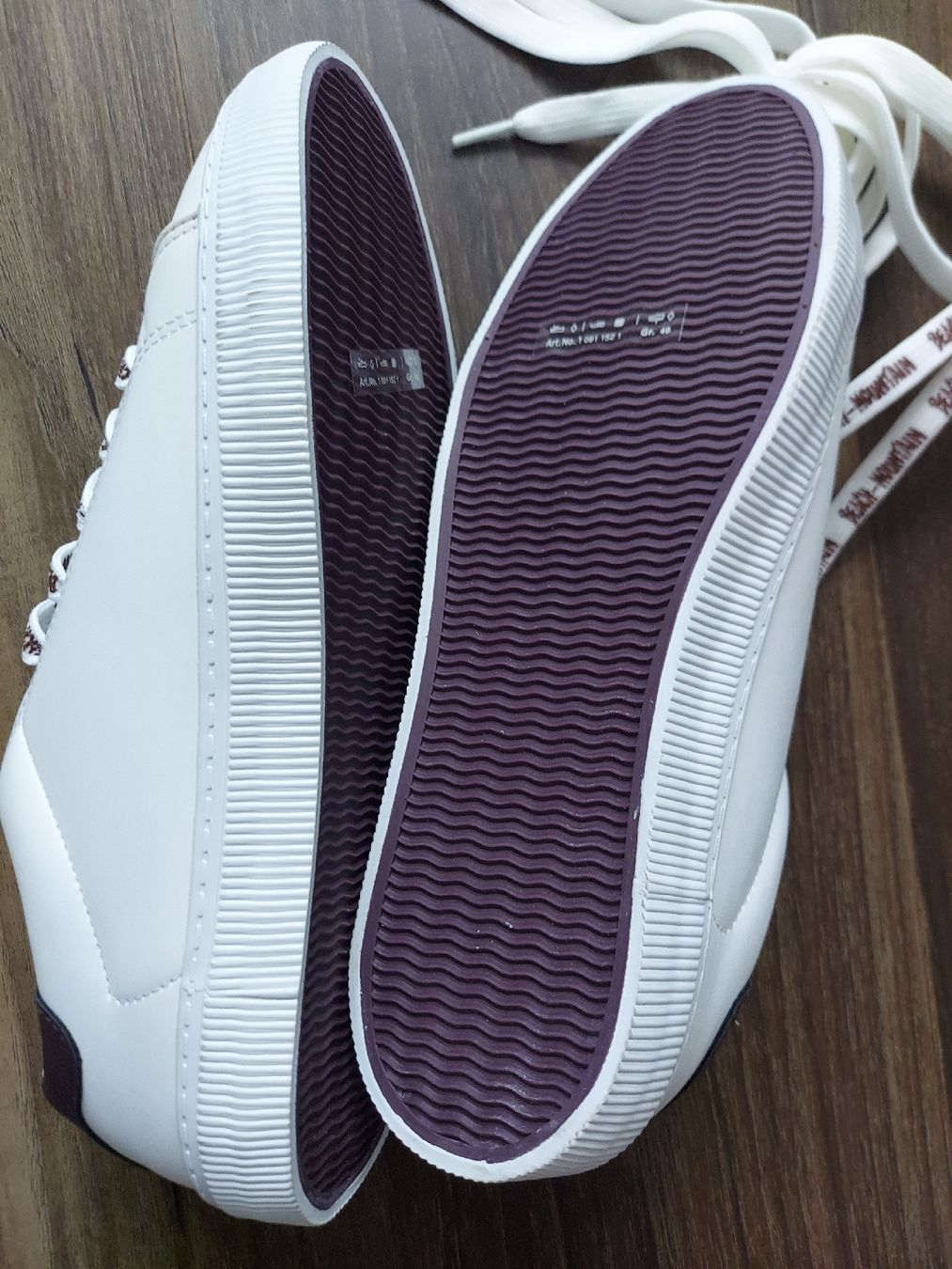 Scarpe da donna: Beach Mountain Sneaker, weiss, Gr. 40 NEU – Nuovo (secondo la descrizione) da Altishofen venduto da tammy05 5